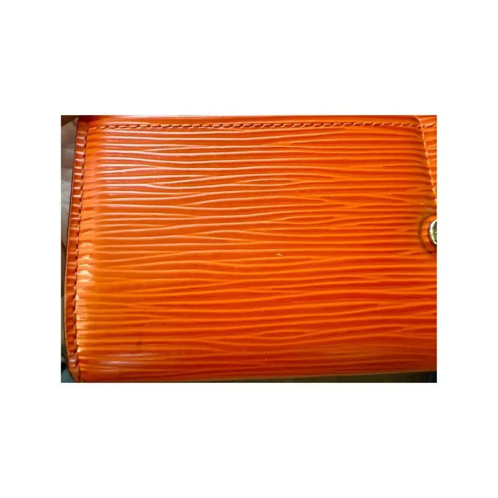 Louis Vuitton Sarah NM Epi Leather Long Wallet Piment Red w/ Box Receipt Authent
